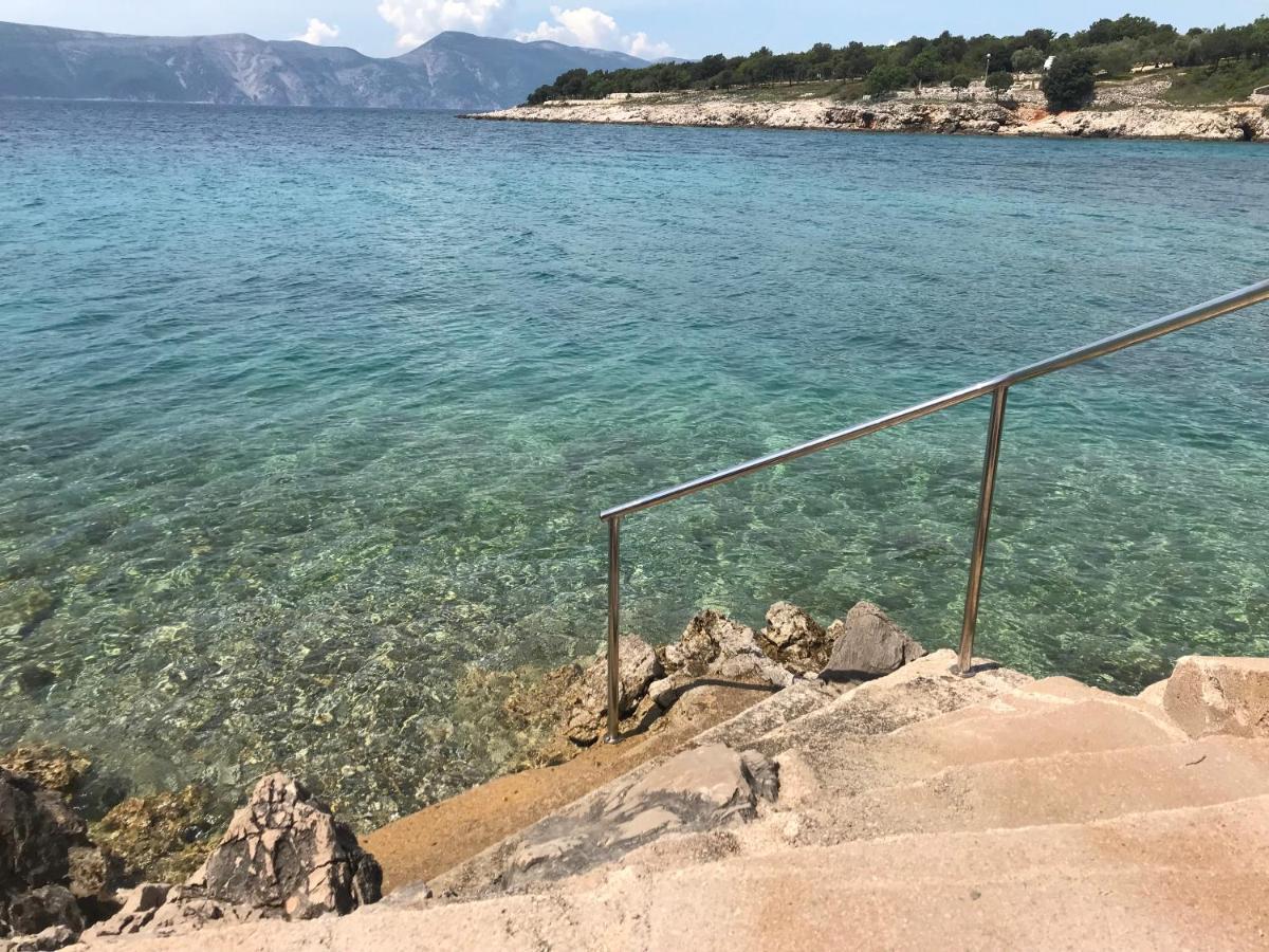 Krk Apartmani Pepina Pinezici  Bagian luar foto