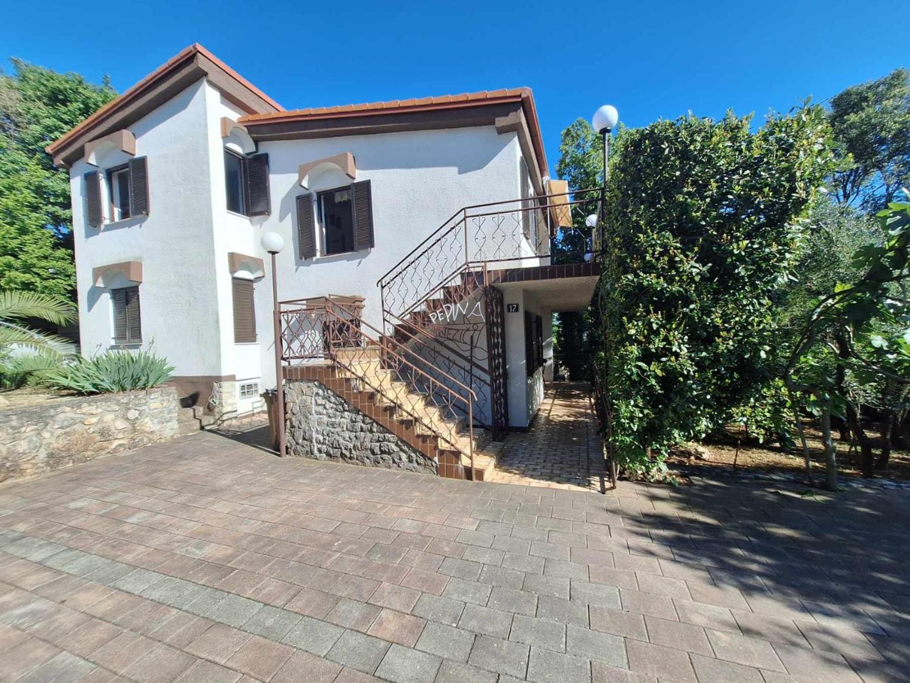 Krk Apartmani Pepina Pinezici  Bagian luar foto