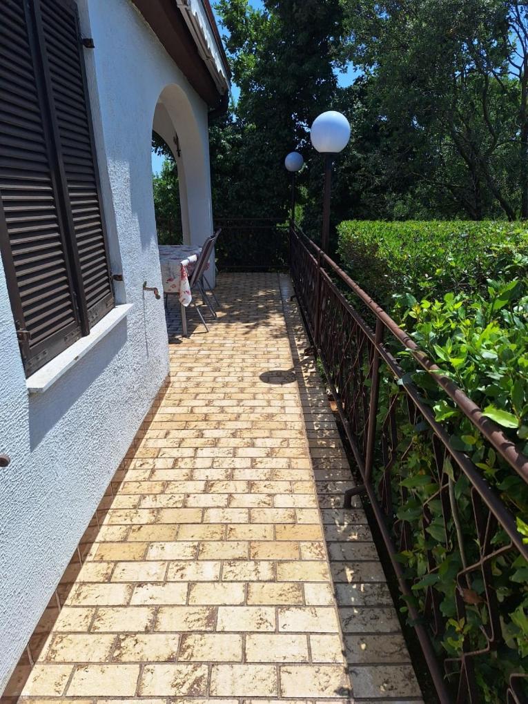 Krk Apartmani Pepina Pinezici  Bagian luar foto