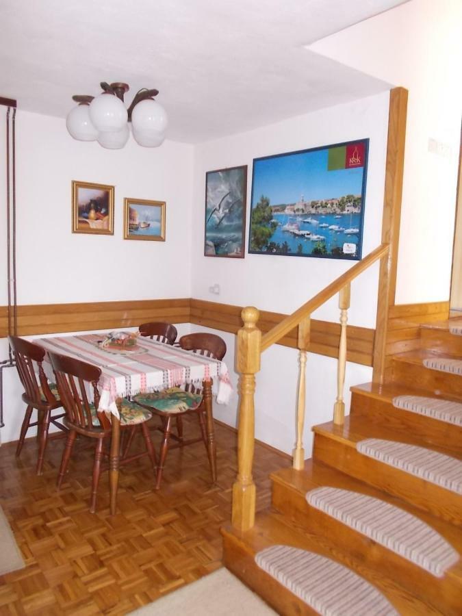 Krk Apartmani Pepina Pinezici  Bagian luar foto