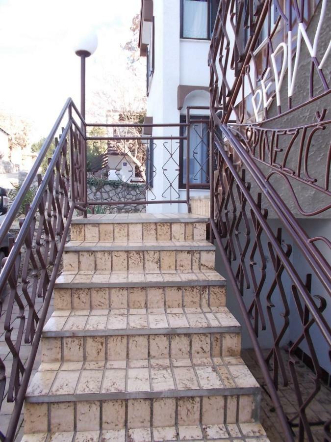 Krk Apartmani Pepina Pinezici  Bagian luar foto